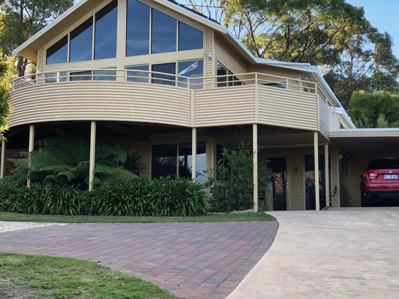 Freycinet Beach House Villa Coles Bay Kültér fotó